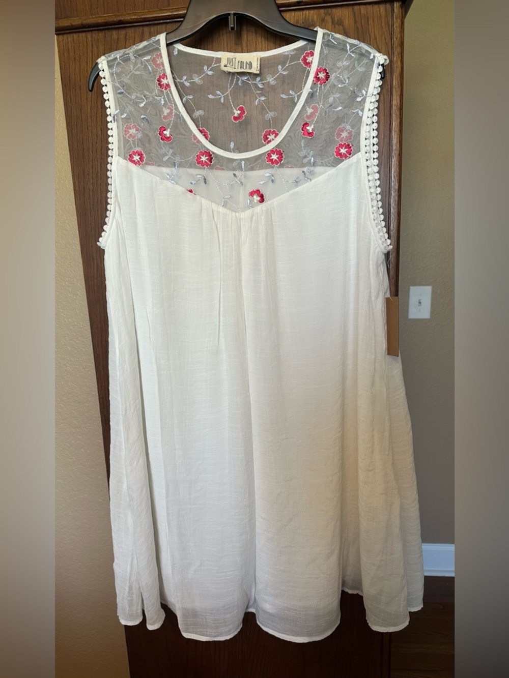 Just Found Brand White Sleeveless Embroidered Yoke Swing Dress